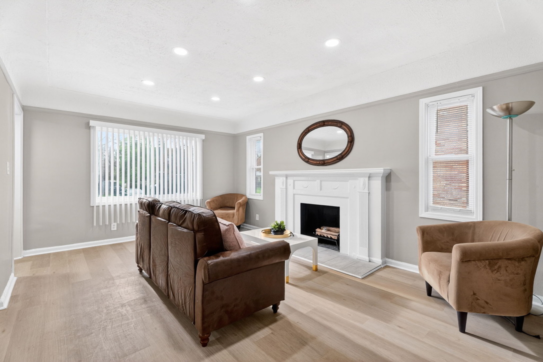 15800 Saint Marys additional photo 27