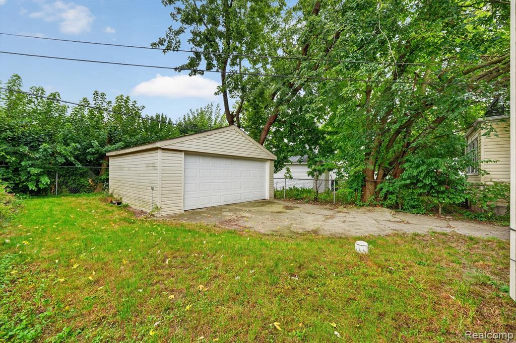 Backyard and detached garage at 19178 San Juan Dr
